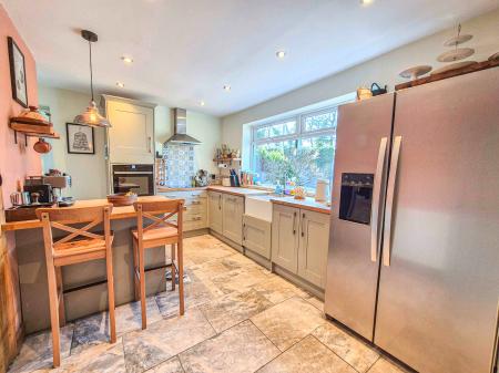 3 bedroom Semi-detached house for sale in Rhodes Hill, Lees, Oldham, OL4