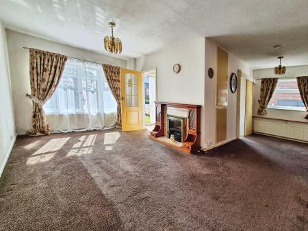 3 bedroom Semi-detached bungalow for sale in Turf Park Road, Royton, OL2