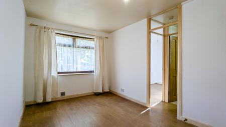 1 bedroom Flat to let in Firwood Park, Chadderton, OL9