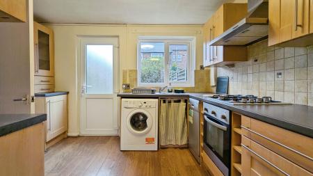 3 bedroom Terraced House for sale in Wildmoor Avenue, Oldham, OL4