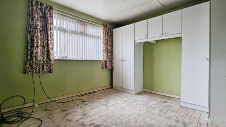 3 bedroom Terraced House for sale in Denton Lane, Chadderton, OL9