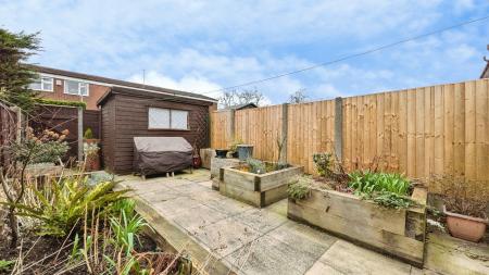 2 bedroom Terraced House for sale in Bardsley Vale Avenue, Oldham, OL8