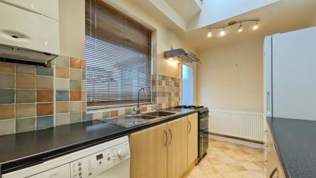 2 bedroom Terraced House for sale in Bardsley Vale Avenue, Oldham, OL8