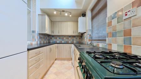 2 bedroom Terraced House for sale in Bardsley Vale Avenue, Oldham, OL8
