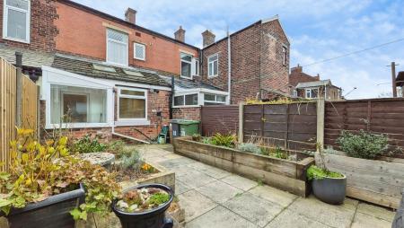 2 bedroom Terraced House for sale in Bardsley Vale Avenue, Oldham, OL8