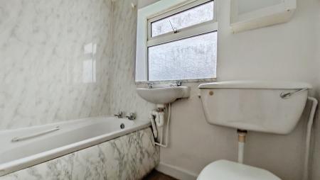 2 bedroom Terraced House for sale in Turf Lane, Oldham, OL9