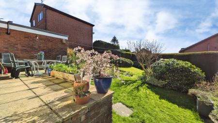 4 bedroom Detached house for sale in Mayfield Avenue, Oldham, OL4