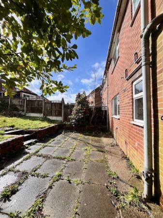 2 bedroom Semi-detached house for sale in Wildmoor Avenue, Holts, Oldham, OL4