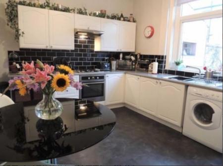 2 bedroom Terraced House to let in Clayton Street, Dukinfield, SK16