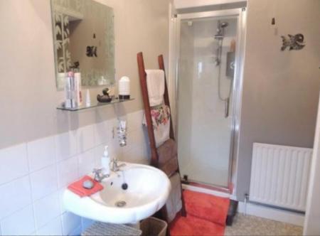 2 bedroom Terraced House to let in Clayton Street, Dukinfield, SK16