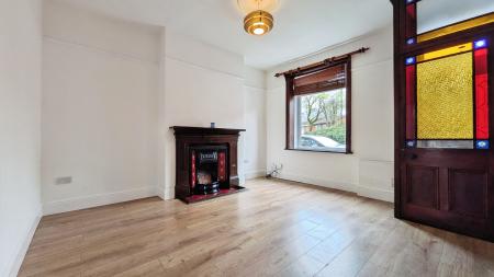 2 bedroom Terraced House to let in Crossley Street, Shaw, OL2