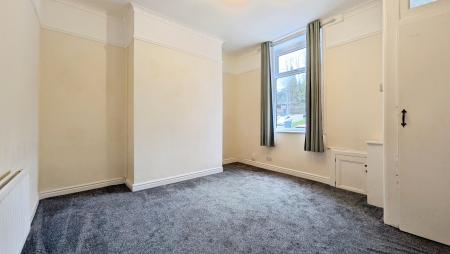 2 bedroom Terraced House for sale in Huddersfield Road, Oldham, OL4