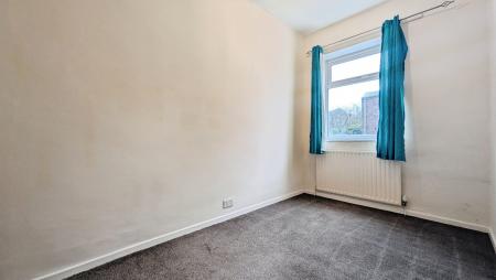 2 bedroom Terraced House for sale in Huddersfield Road, Oldham, OL4