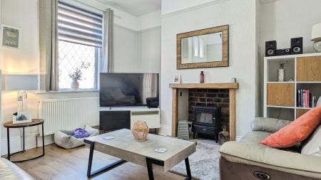 2 bedroom Terraced House for sale in Union Street, Oldham, OL4