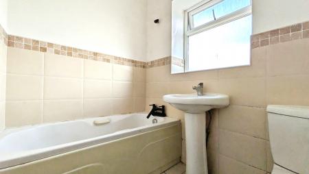 2 bedroom Terraced House for sale in Clydesdale Street, Oldham, OL8
