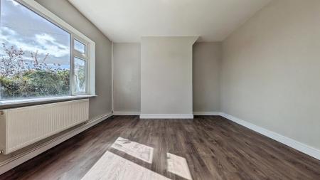 3 bedroom Semi-detached house for sale in Heywood Lane, Oldham, OL4