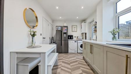 3 bedroom Semi-detached house for sale in Hollymount Drive, Oldham, OL4