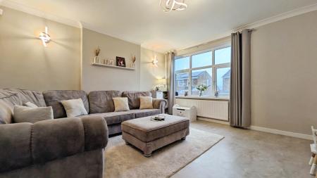 3 bedroom Semi-detached house for sale in Hollymount Drive, Oldham, OL4