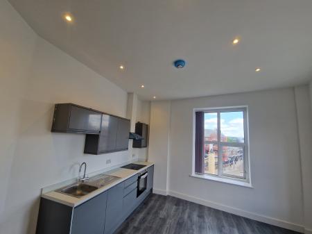 1 bedroom Flat to let in Parliament Square, Oldham Centre, Oldham, OL1