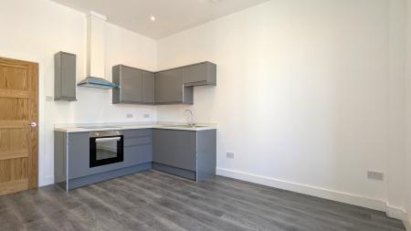 1 bedroom Flat to let in Parliament square, Oldham Centre, Oldham, OL1
