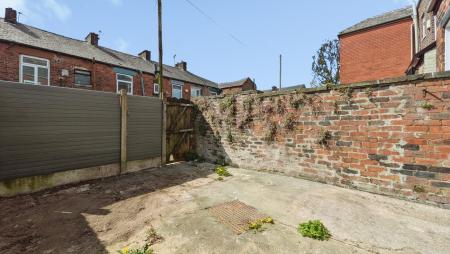 3 bedroom Terraced House for sale in Osmond Street, Oldham, OL4