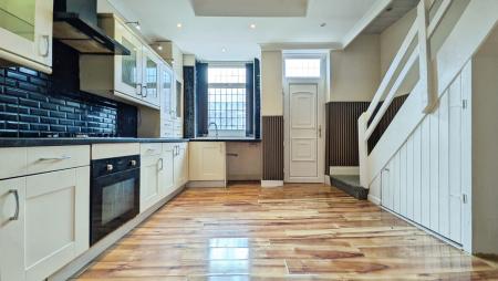 3 bedroom Terraced House for sale in Osmond Street, Oldham, OL4