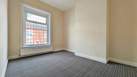 3 bedroom Terraced House for sale in Osmond Street, Oldham, OL4