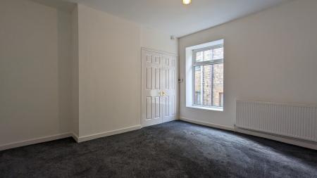 3 bedroom Terraced House to let in Stamford Road, Mossley, Mossley, OL5