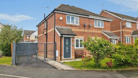 Woodside Close, Oldham, OL4