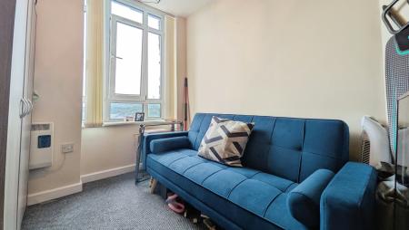 2 bedroom Flat for sale in Mellor Street, Oldham, OL4