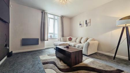 2 bedroom Flat for sale in Mellor Street, Oldham, OL4