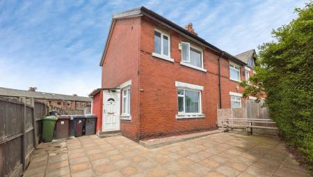 Chapel Street, Dukinfield, SK16