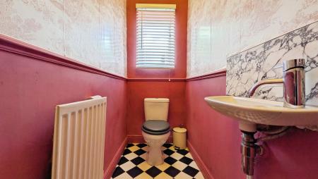 2 bedroom End of terrace house for sale in West Street, Oldham, OL4