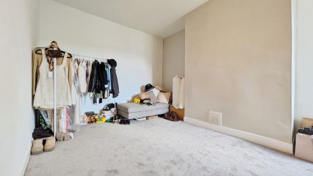 2 bedroom End of terrace house for sale in West Street, Oldham, OL4