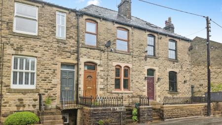 3 bedroom Terraced House for sale in Delph New Road, Oldham, OL3