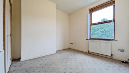 3 bedroom Terraced House for sale in Delph New Road, Oldham, OL3