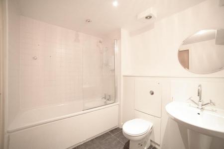 2 bedroom Flat for sale in Lakeside Rise, Blackley, Manchester, M9