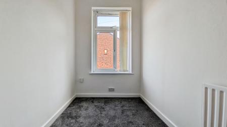 2 bedroom Terraced House for sale in Zealand Street, Watersheddings, Oldham, OL4