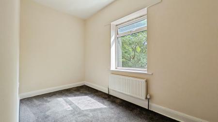 3 bedroom Terraced House to let in Zealand street, Oldham, OL4