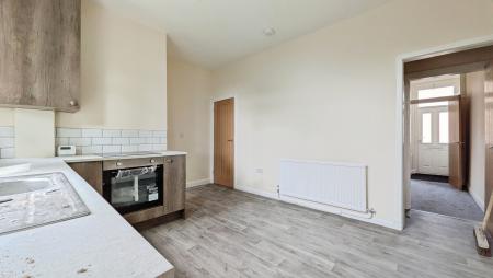 3 bedroom Terraced House to let in Zealand street, Oldham, OL4