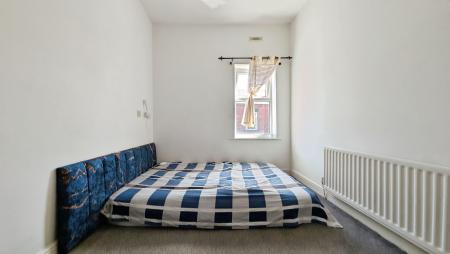 2 bedroom Terraced House for sale in Oak Street, Shaw, OL2