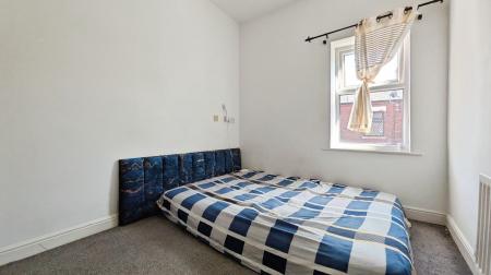 2 bedroom Terraced House for sale in Oak Street, Shaw, OL2