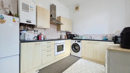 2 bedroom Terraced House for sale in Oak Street, Shaw, OL2