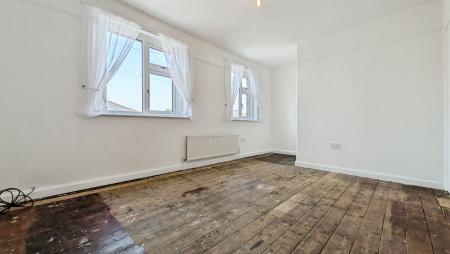 2 bedroom End of terrace house for sale in Sixth Avenue, Oldham, OL8