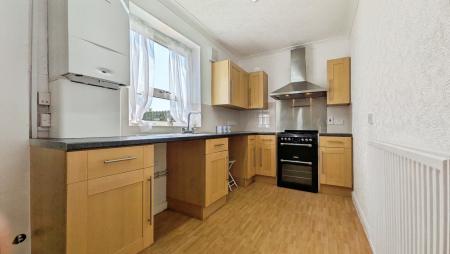 2 bedroom End of terrace house for sale in Sixth Avenue, Oldham, OL8
