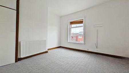 2 bedroom Terraced House to let in Burnley Lane, Chadderton, OL9