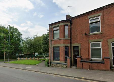 2 bedroom Terraced House to let in Ashton Road, Bardsley, Oldham, OL8