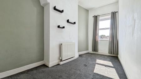2 bedroom Terraced House for sale in Union St, Lees, Oldham, OL4