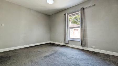 2 bedroom Terraced House for sale in Union St, Lees, Oldham, OL4