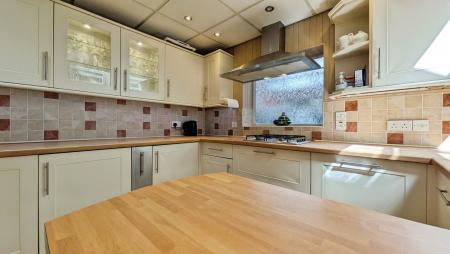 3 bedroom Terraced House for sale in Lees Road, Salem, Oldham, OL4